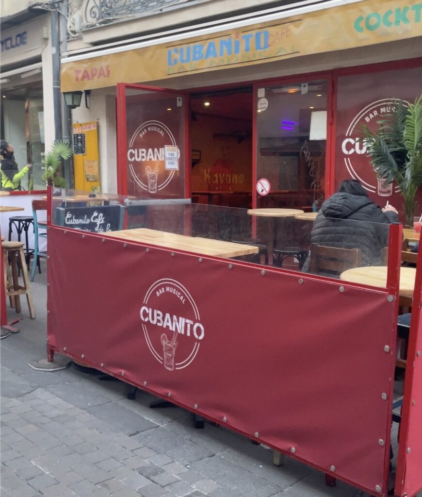 La devanture du bar musical le Cubanito à Montpellier